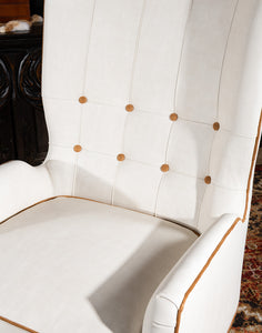 Living High Leather Chair | Fine Furniture | Casa de Myers